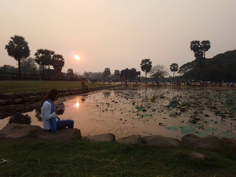 រៀនខ្មាស