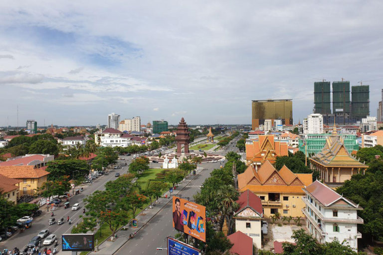 ចង់ឲ្យខ្ញុំមានចំណែកតិចតួចនៅក្នុងភាពរីករាយរបស់អ្នក