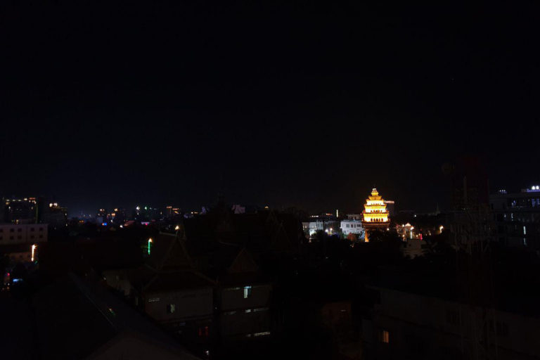 ឈប់ទន់ជ្រាយទៀតទៅ!
