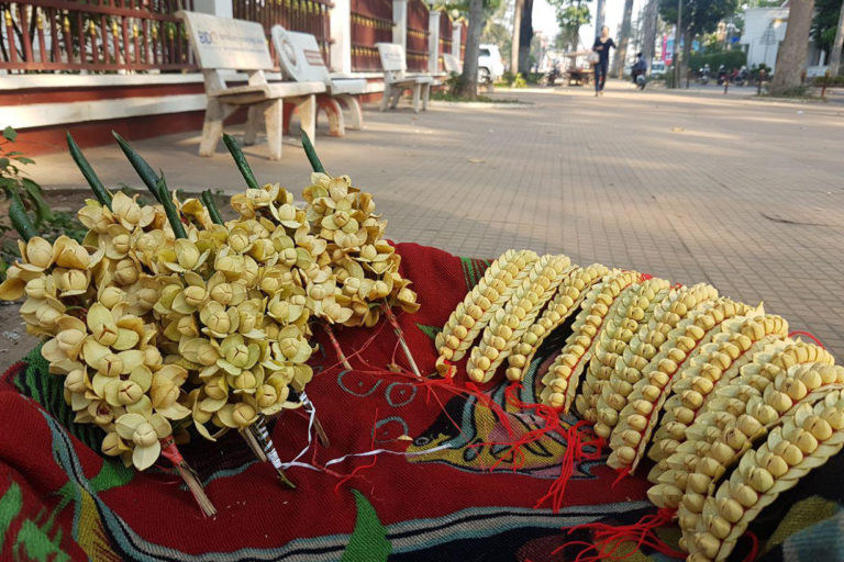 កុំបង្ខំខ្លួនឯងពេក!